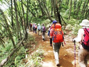 初心者のためのステップアップ登山「御前山」