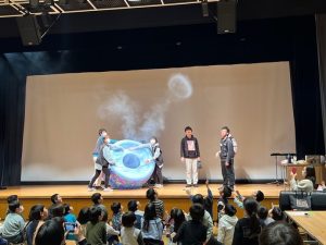 東大CASTサイエンスショー～科学と空気にひそむナゾ～