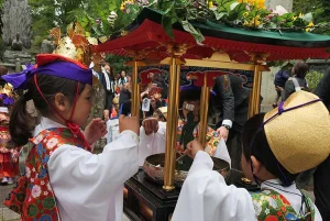 高尾山春季大祭画像